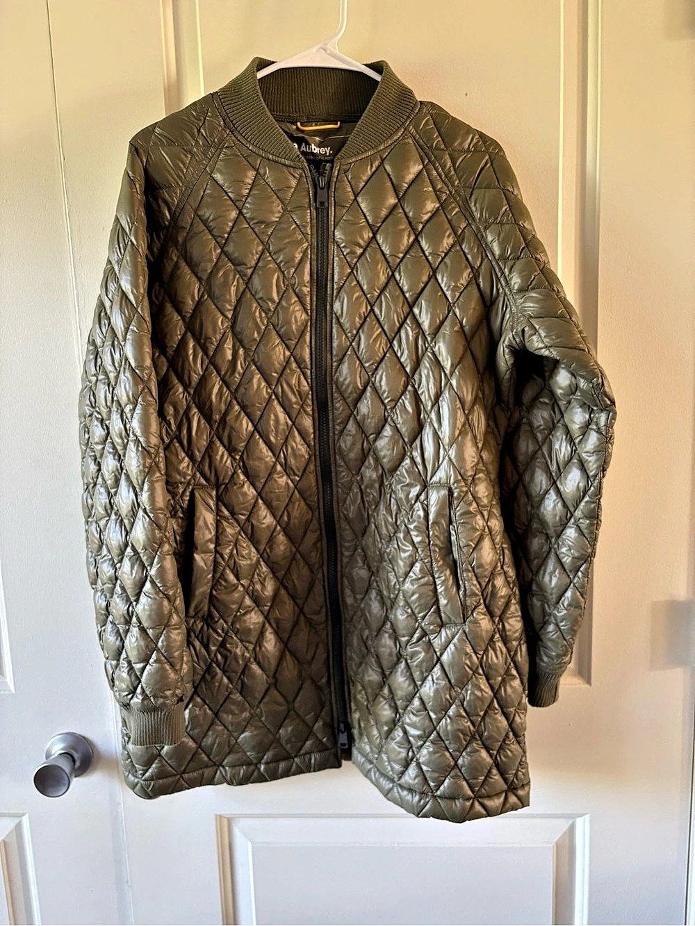 Women’s Lole Le Aubrey Insulated Jacket Olive Green Size Medium